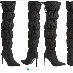 Steve Madden
Silhouette Quilted over the Knee Boot